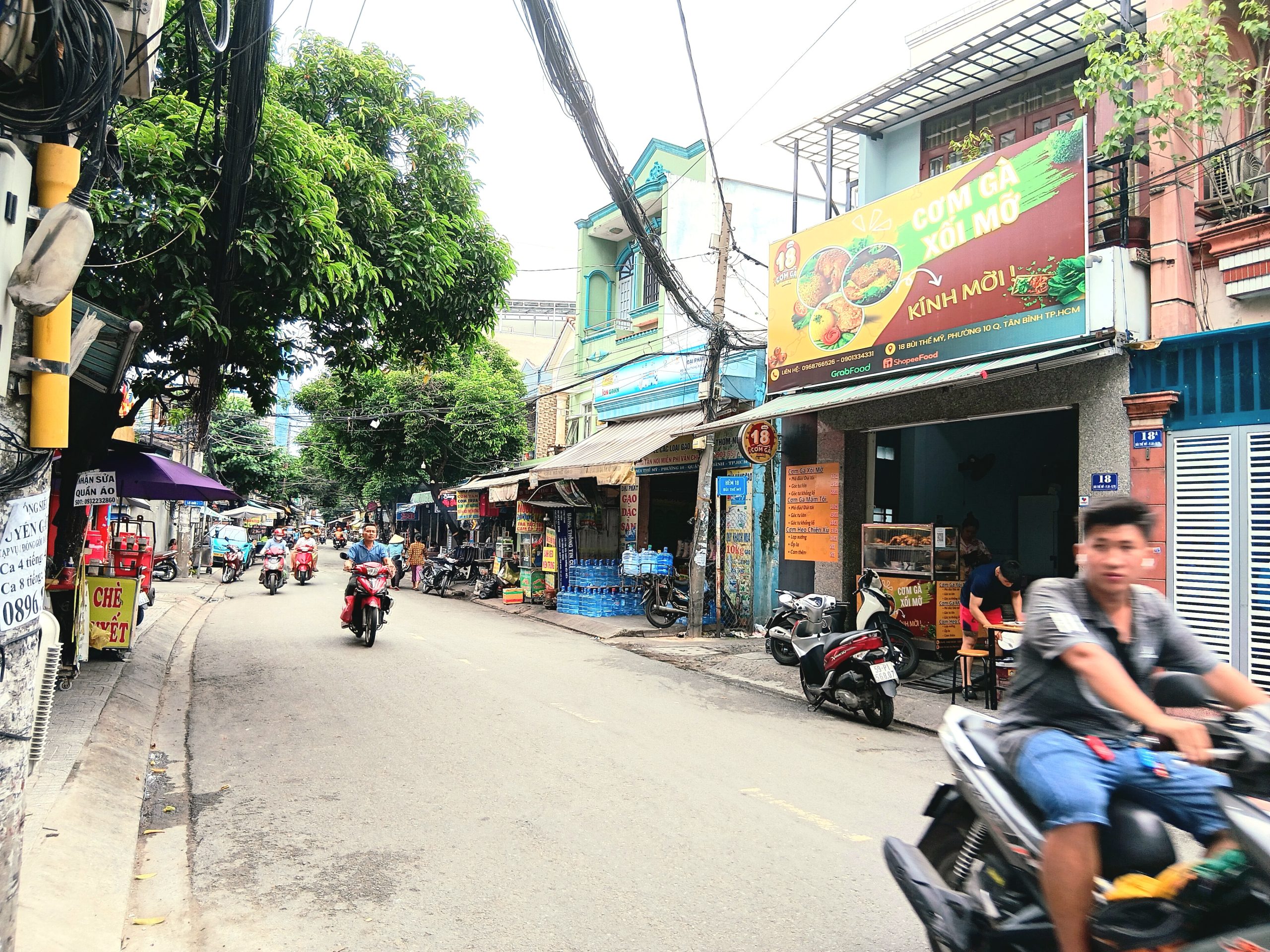 Bán Nhà Đường Bùi Thế Mỹ - Quận Tân Bình - Hẻm Xe Hơi - 77m²(5,5 x 14 nở hậu) 3 Tầng - 8,3 Tỷ ✍️ Chỉ Cách Mặt Tiền 3 Căn Nhà - Chính Chủ .Có Phòng Ngủ Tầng Trệt