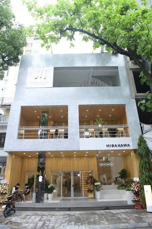 CHO THUÊ NHÀ PHỐ CẦU GIẤY – CẦU GIẤY Diện tích: 100m2 x 3 tầng Mặt tiền: 6m