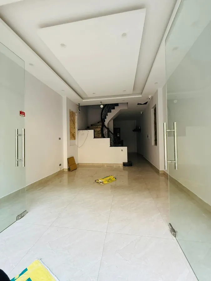 Bán Nhà Mặt Phố Cù Chính Lan. Thanh Xuân. Ô Tô. Vỉa Hè. DT 43m2. MT 4,3m. Giá 18,8 Tỷ.
