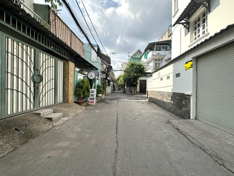 HẺM Ô TÔ THÔNG-BÙI ĐÌNH TUÝ, P24, BÌNH THẠNH-85m²-2 TẦNG CŨ-7.7 TỶ