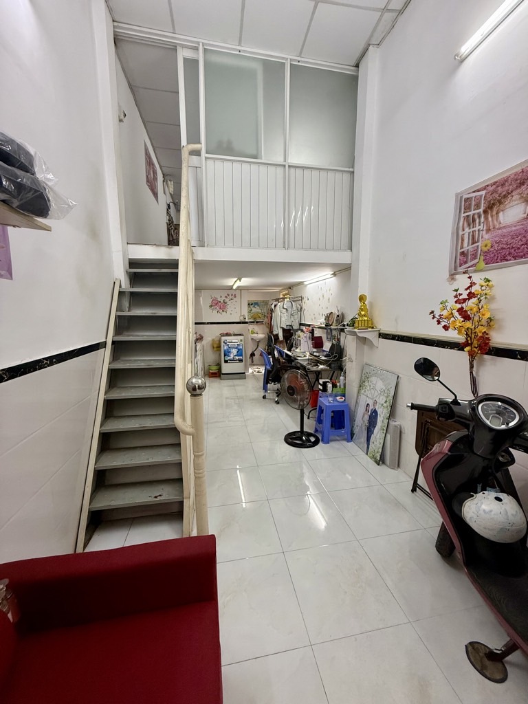 NHÀ NHỎ ĐỦ CÔNG NĂNG - HẺM THÔNG NHIỀU NGÃ - NHỎ TIỀN DỄ CHỐT