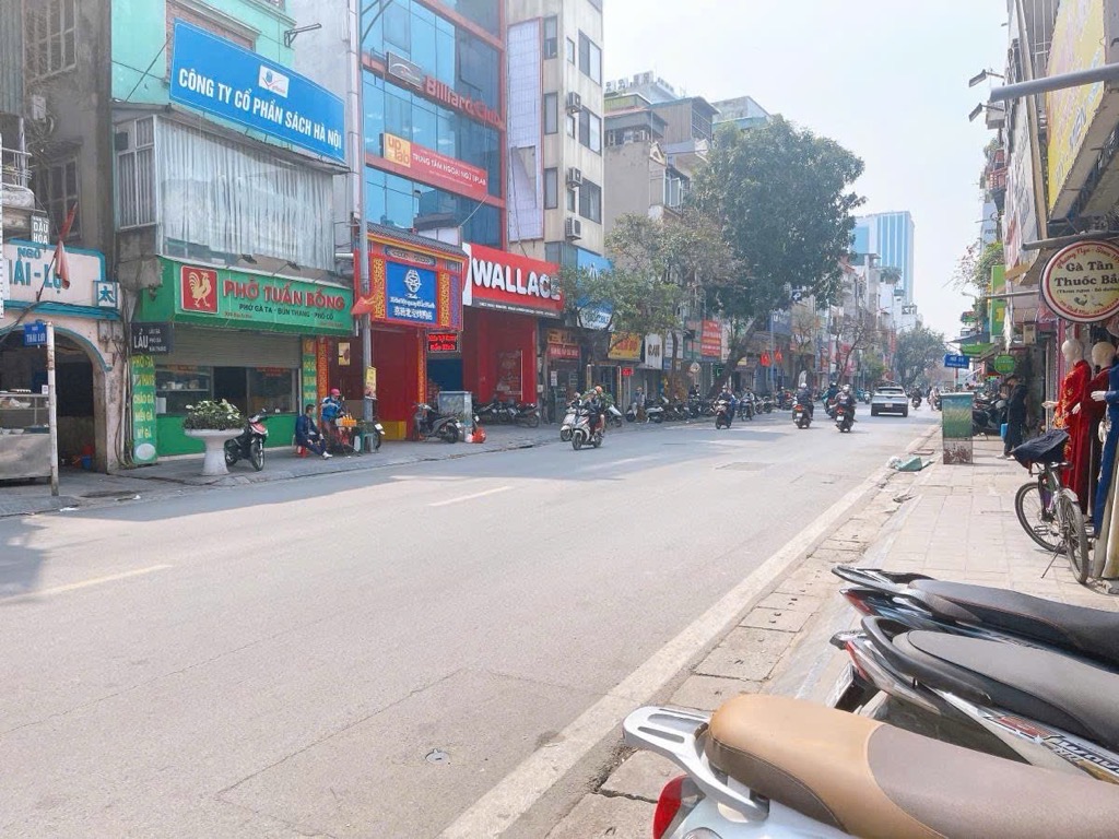 Bán Building VIP mặt phố BẠCH MAI giao PHỐ HUẾ - THANG MÁY- KINH DOANH - 2 THOÁNG