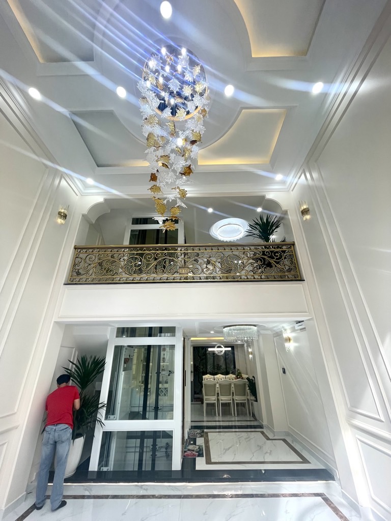 BánNhà 6tầng thang máy gần Cityland ngang5m, 70m, NTCC, 14tỷx Sổ chuẩn