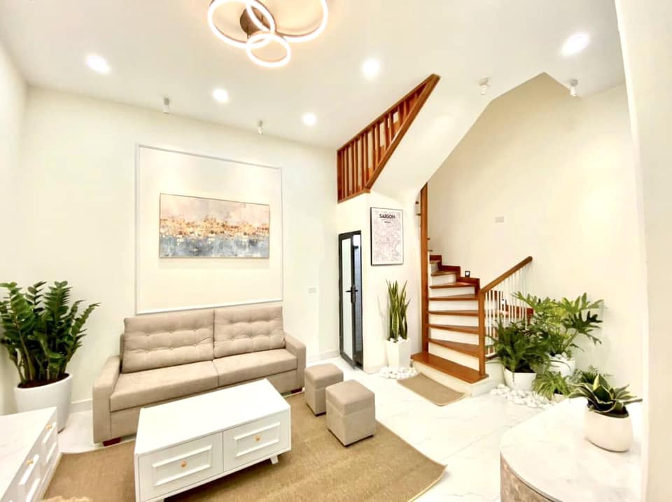BÁN NHÀ NGÕ 119 HỒ ĐẮC DI, QUẬN ĐỐNG ĐA, DIỆN TÍCH 45M, 4 TẦNG, MẶT TIỀN 4,5M. GIÁ CHỈ 9 TỶ