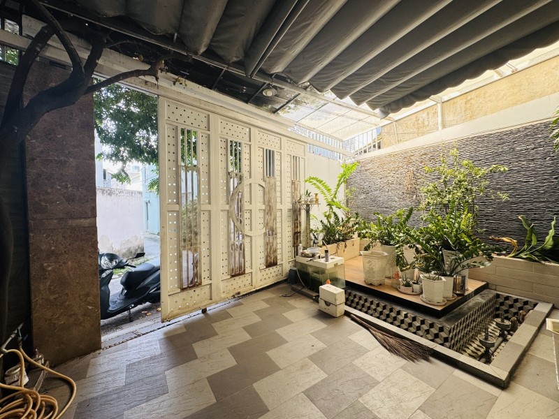 BÁN NHÀ MINI VILLAS ĐƯỜNG SỐ 8, LINH XUÂN, THỦ ĐỨC - 4 TẦNG - LÔ GÓC 2 MẶT TIỀN - HẺM XE HƠI THÔNG - 82M2 - CHỈ 4.95 TỶ.