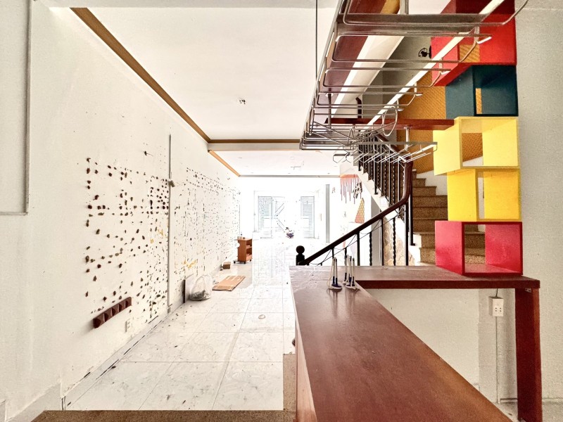 Bán nhà mặt phố 4 tầng, 90m2 đường KDC Nam Long, Phước Long B, Q.9. Sổ hồng, 5PN, giá 11.35 tỷ