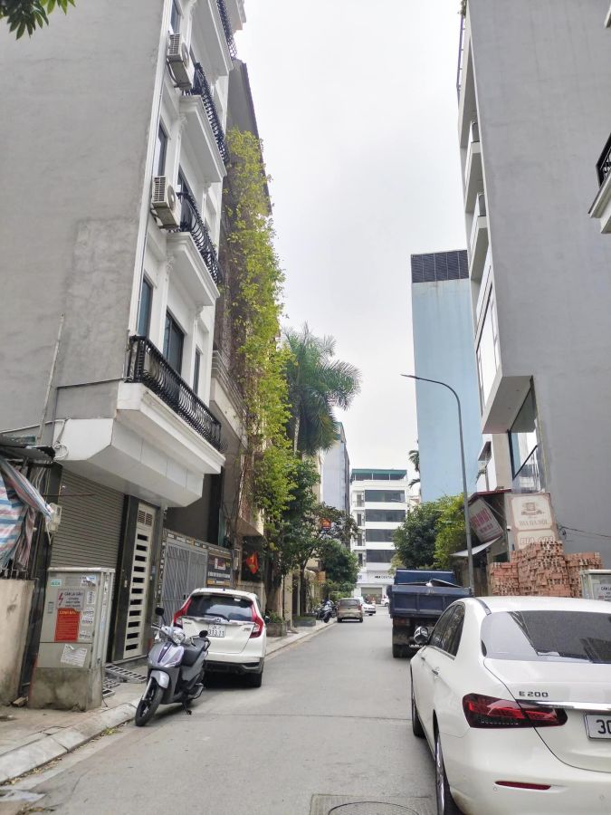 Bán nhà đẹp 2 mặt ngõ ôtô Hoàng Quốc Việt 42m2 5tầng MT 4m 14.5 tỷ Cầu Giấy