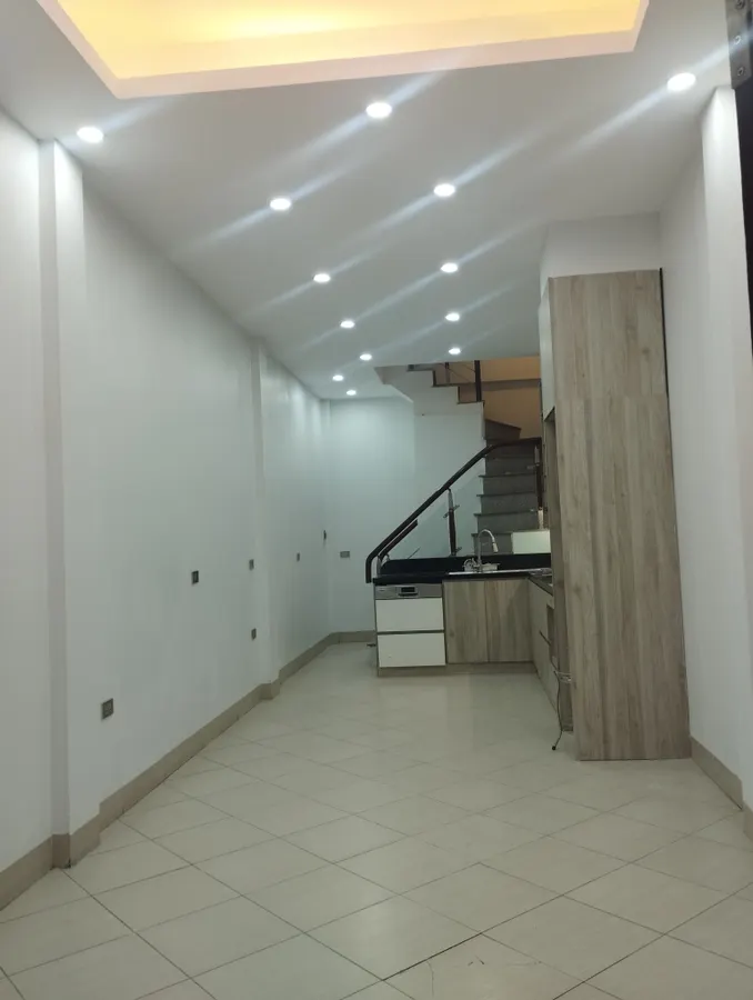 Bán Nhà Hoàng Văn Thái. Thanh Xuân. Ô Tô. DT 31m2. MT 3,2m. 5 Tầng. Giá 10,86 Tỷ.