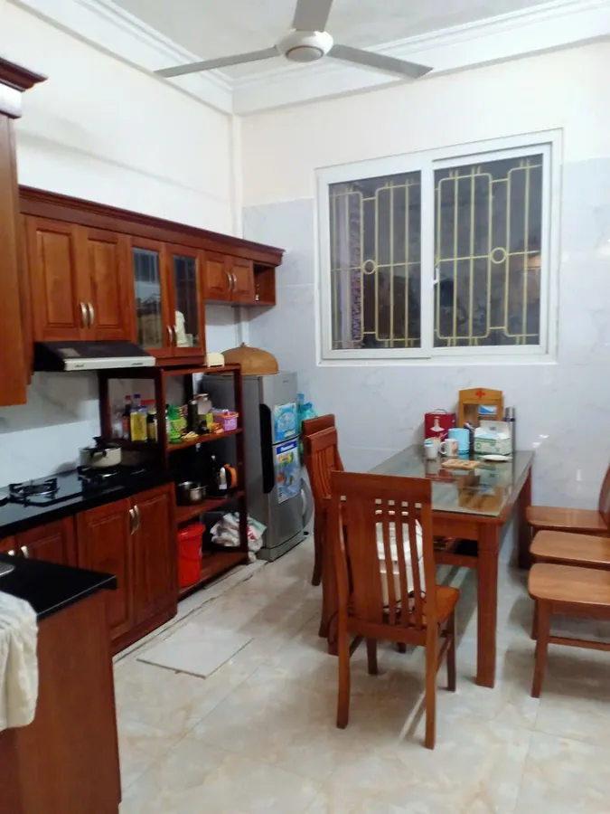 Bán Nhà Đại Từ. Hoàng Mai. DT 43m2. MT 3,2m. 5 Tầng. Giá 8,15 Tỷ.