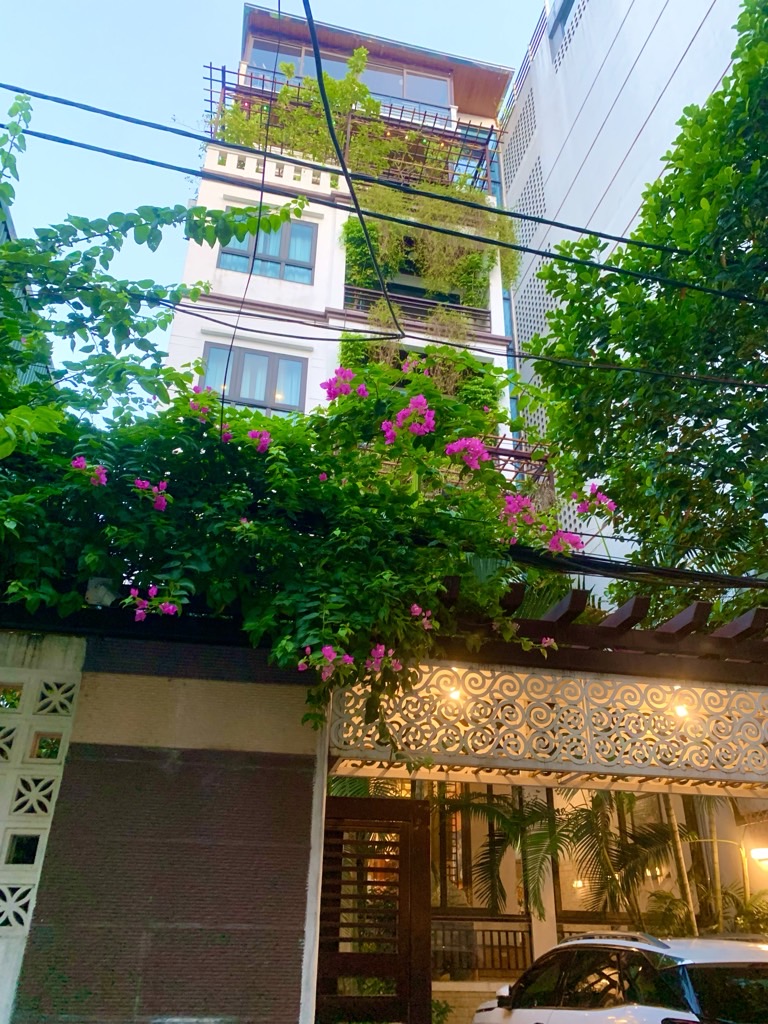 NGỌC THỤY,LONG BIÊN 35tỷ 170m MẶT TIỀN 9m DÂN XÂY THANG MÁY,NGÕ Ô TÔ