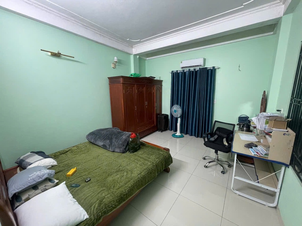 Bán nhà Đức Giang Long Biên 37m, nhỉnh 4 tỷ