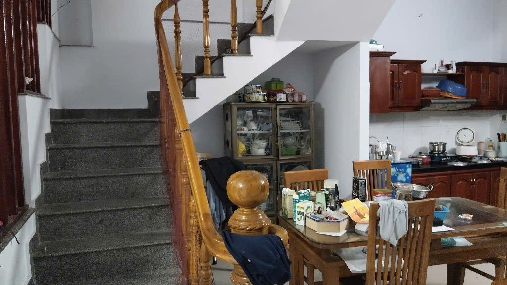 NHÀ 3 TẦNG TẶNG DÃY TRỌ 5 PHÒNG - DÒNG TIỀN 7.5 TRIỆU/THÁNG 14,8 tỷ