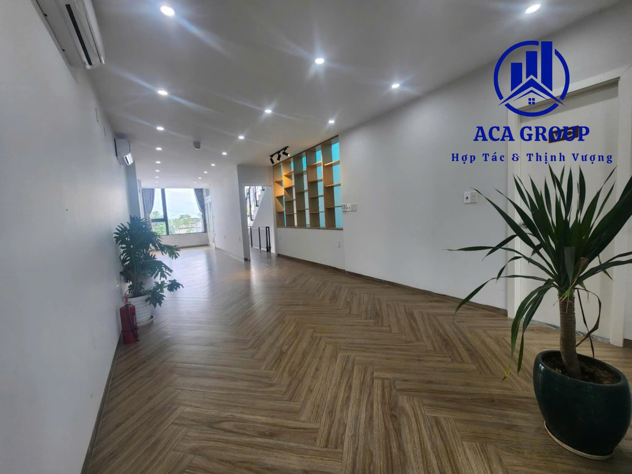 CHO THUÊ VĂN PHÒNG TẦNG 2 NGAY SÁT AEON MALL
