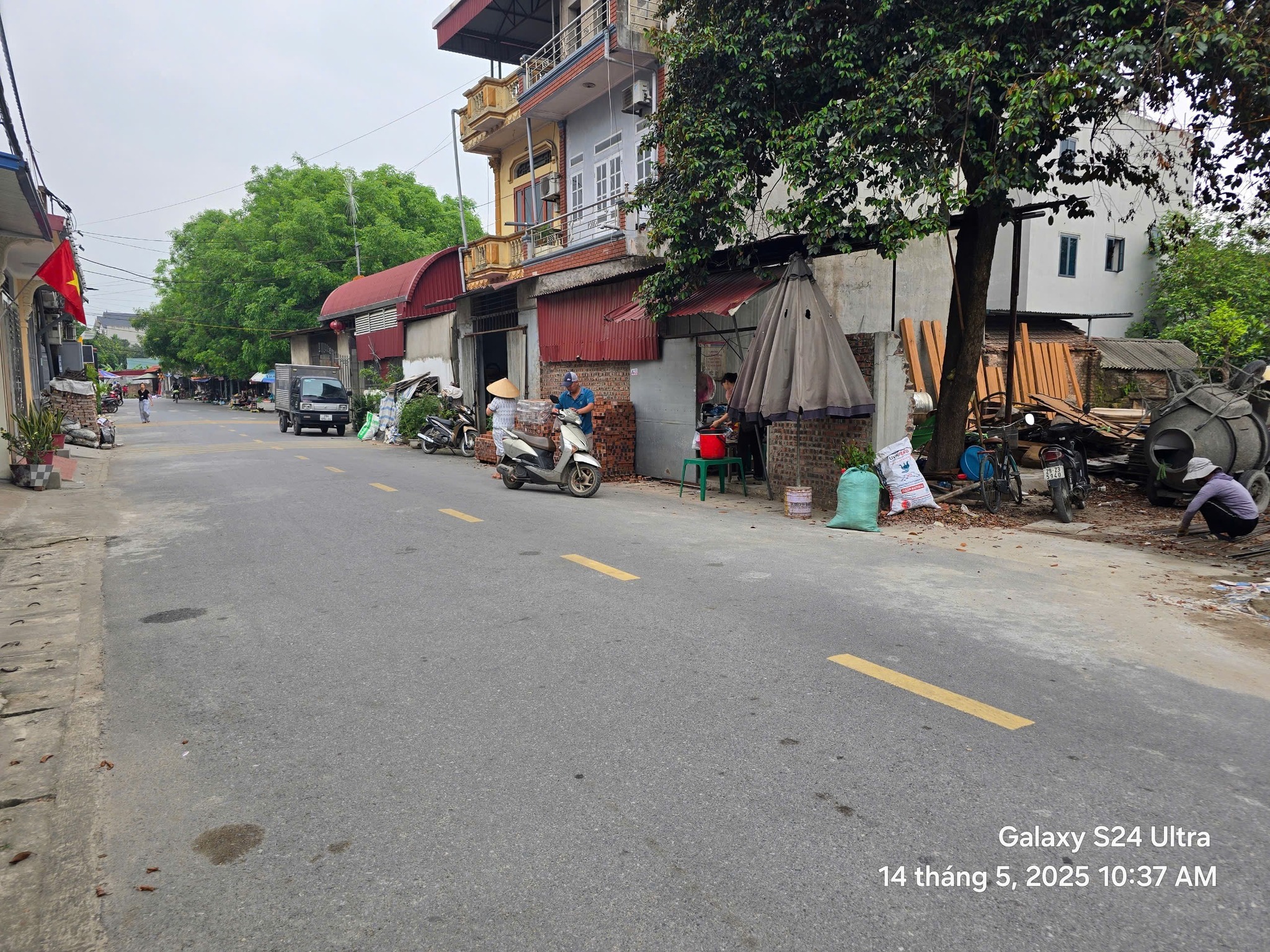 BÁN ĐẤT 100M2 KINH DOANH TIÊN DƯỢC SÓC SƠN - 3 Ô TÔ TRÁNH - GIÁ 5X
