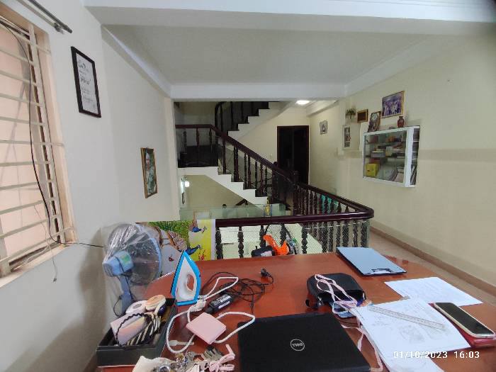 Gấp gấp cmt8 q3.. nhà lầu 4tam.dt san 47m