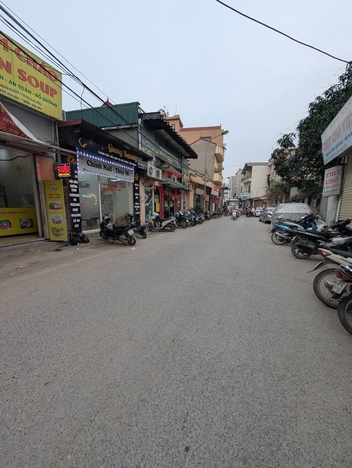 YÊN VĨNH – SÁT VÁCH HINODE – NHÀ ĐẸP 5 TẦNG CHỈ 4,3 TỶ – AN CƯ CỰC ĐỈNH!