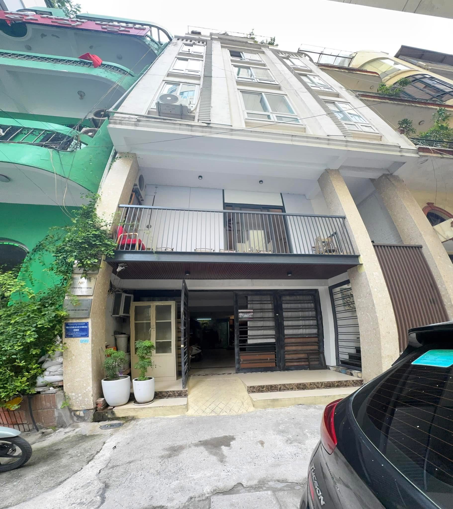 Bán Tòa Building Phố Láng Hạ, Ôtô tránh 96/106m, 8Tầng, MT 8.3m 57 Tỷ, Mới đẹp