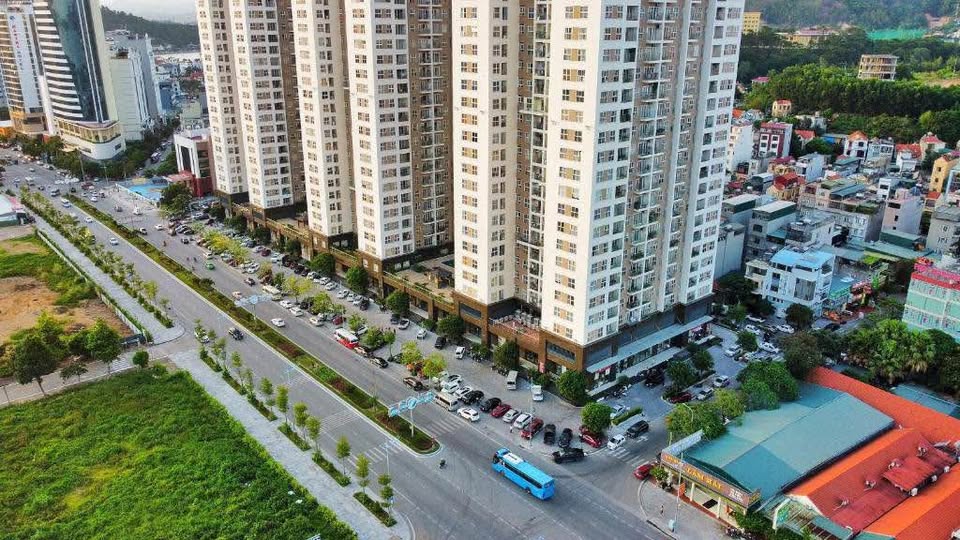 Bán Căn Hộ 2PN 72,6m2 View Biển Toà Newlife mặt Đường Hoàng Quốc Việt, trung tâm Bãi Cháy, Hạ Long