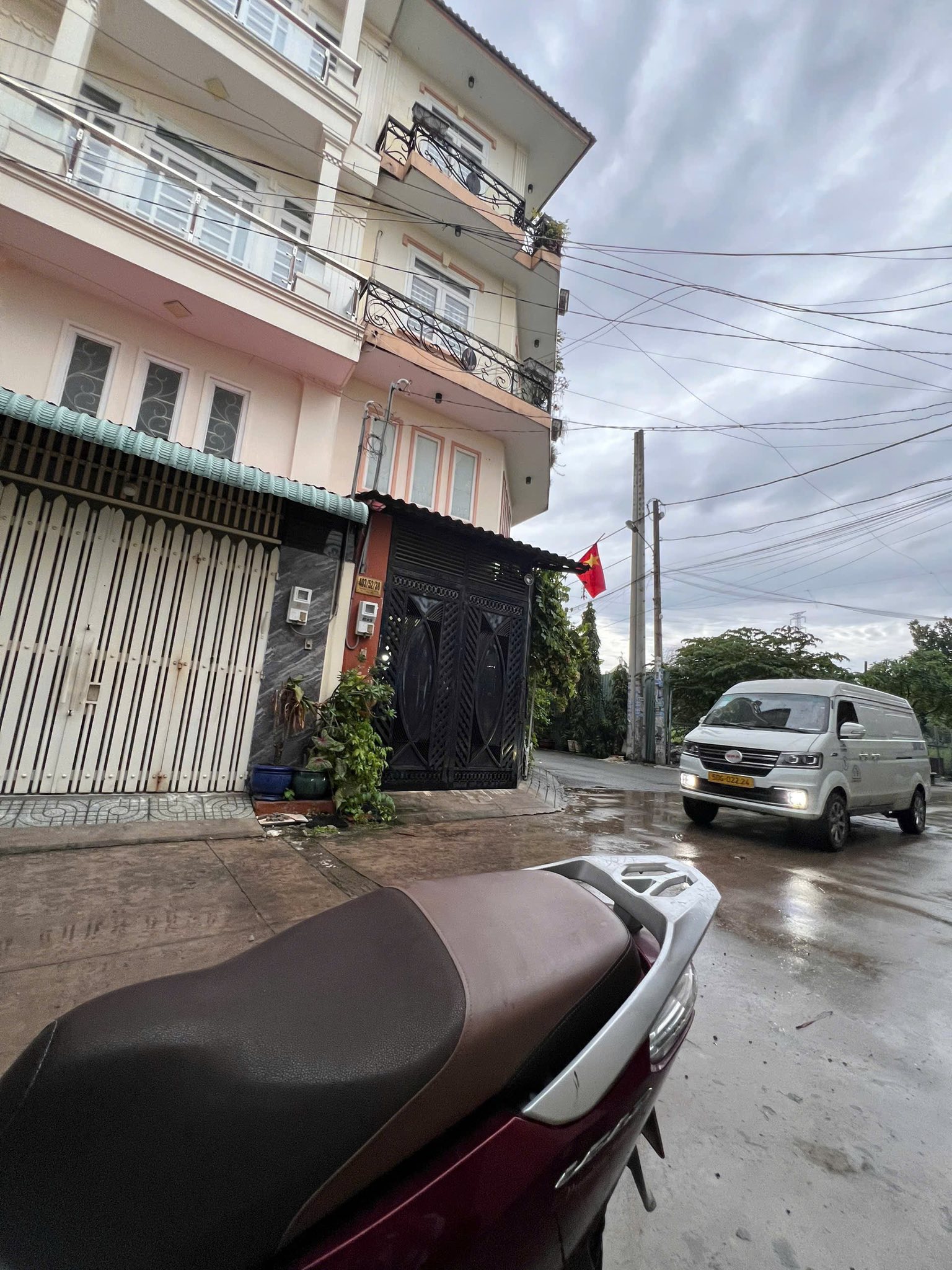 BÁN NHÀ 4 TẦNG 68M2 (4,5X15) HXH 7M THÔNG TÂN CHÁNH HIỆP 10 QUẬN 12.