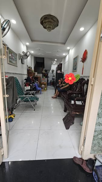 Nhà HXH Đường Nguyễn Tiểu La Quận 10 Phường 8.