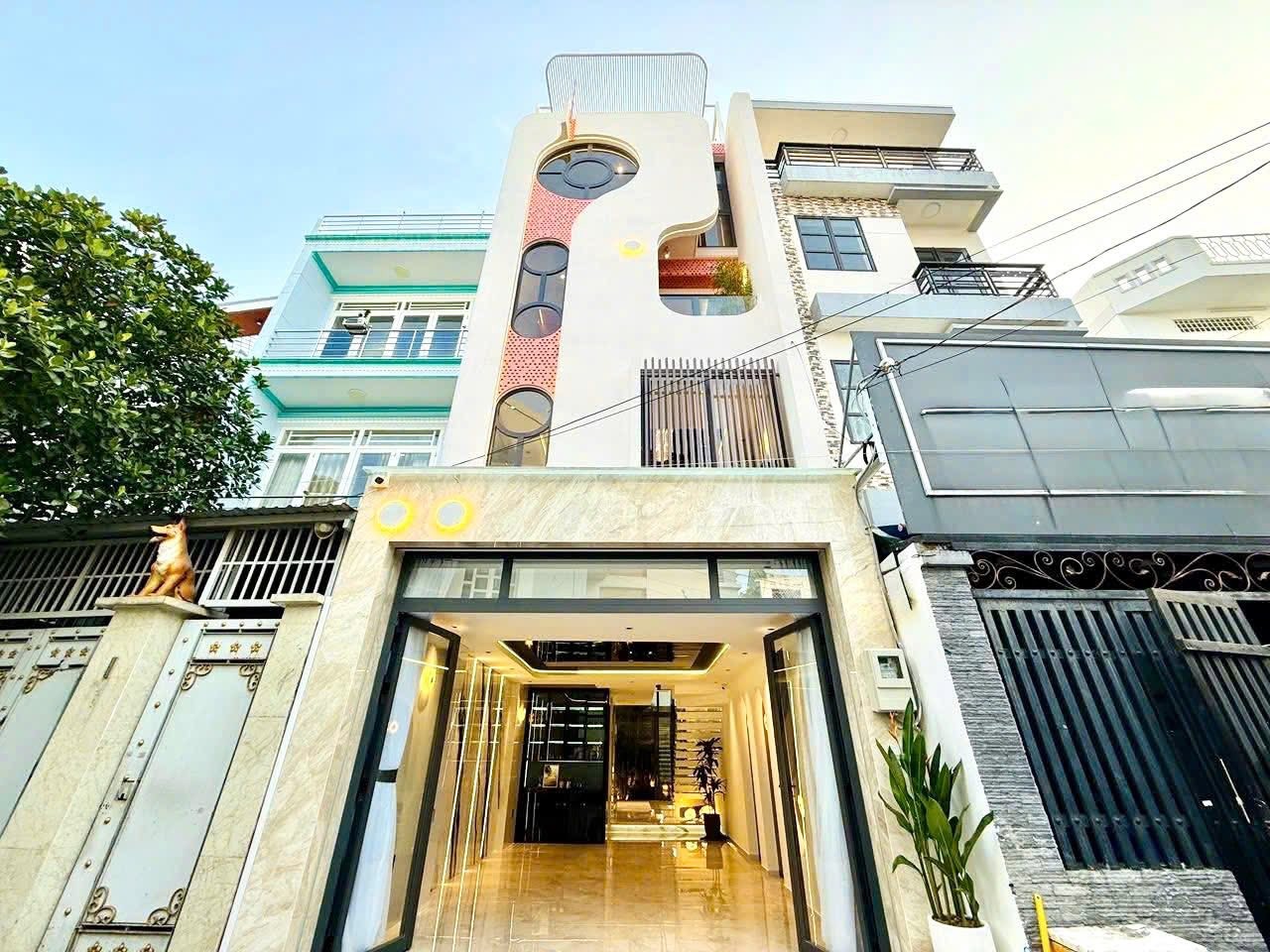 4.5❌17m, BÁN NHÀ 5 TẦNG, HXH, THANG MÁY, NGUYỄN VĂN KHỐI, P8 GÒ VẤP, 12 TỶ NHỈNH