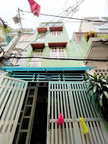 Nhà Hẻm Ôtô Đường Trường Sa Quận Phú Nhuận Phường Phú Nhuận Mới.