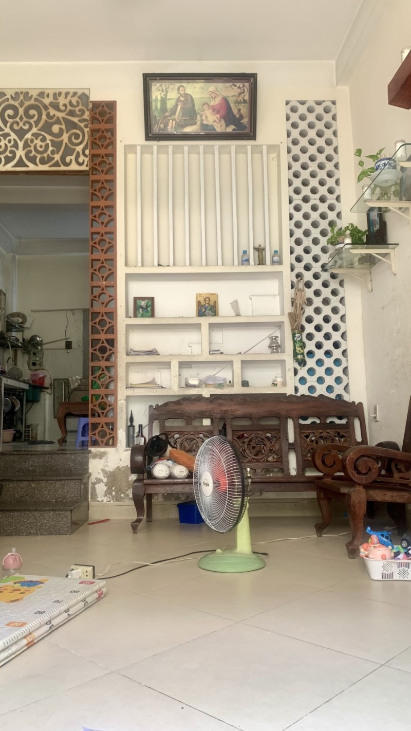 Bán nhà trong ngõ 3 tầng, 10PN đường Hữu Nghị, Bình Thọ, Thủ Đức. DT 168m2, sổ đỏ, giá 7.95 tỷ. LH: 0933125879