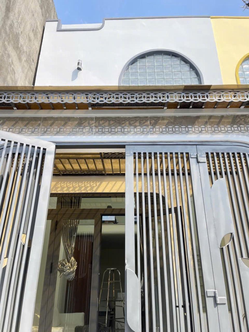 Nhà mới 2 tầng HXT 67m2, Vuông – Thạnh lộc 40 Q12