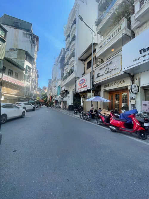 NHỈNH 500 TRIỆU M CÓ NHÀ MẶT PHỐ ĐÌNH NGANG 31M 5 TẦNG Ô TÔ KD VIP GIÁ 18.5 TỶ 0878168006