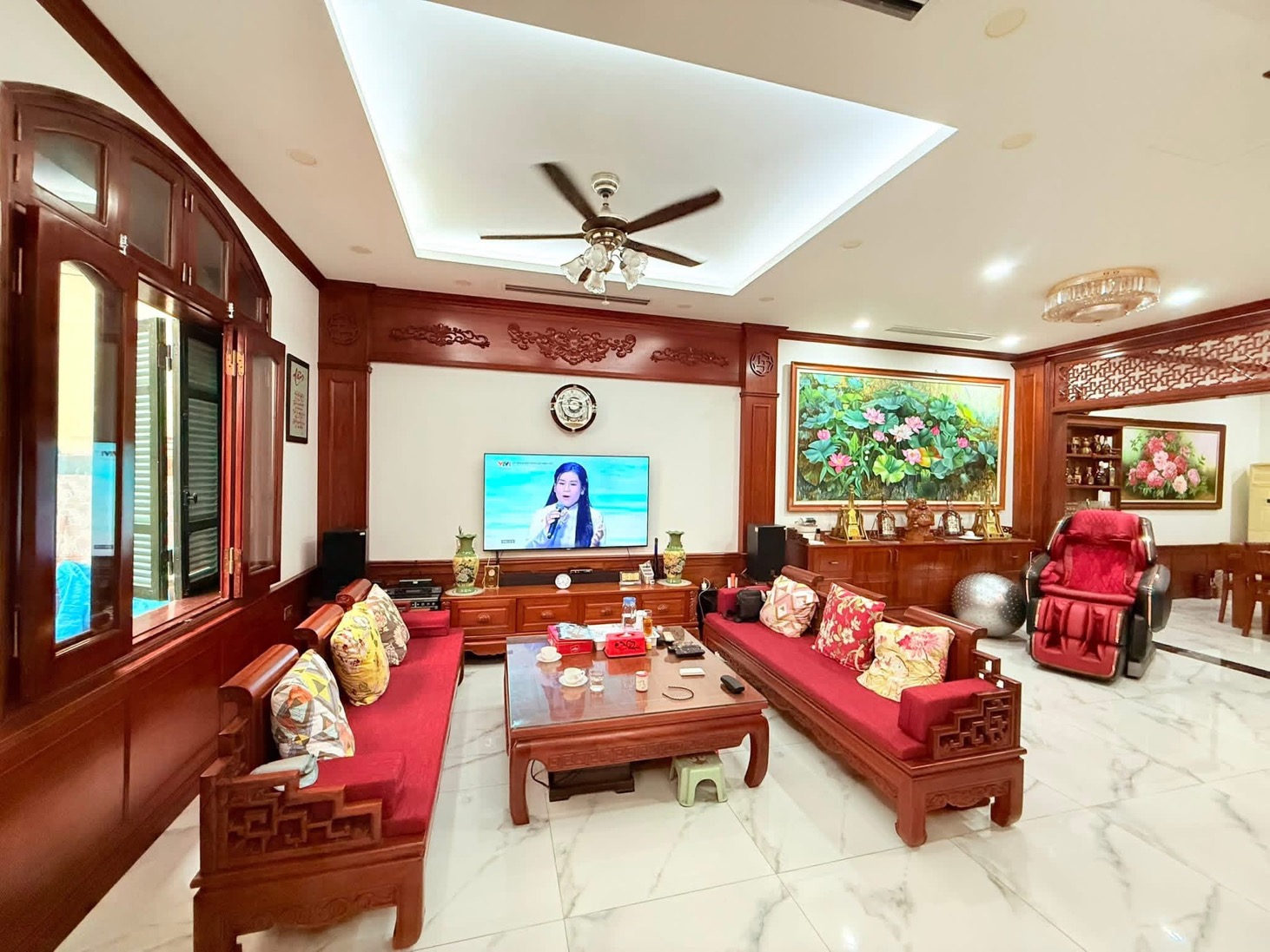 NHÀ ĐẸP DT 40M, 5 TẦNG, Ở NGAY, NGÕ THÔNG, SÁT PHỐ, GARA Ô TÔ PHỐ NGUYỄN CHÁNH CHỈ 15 TỶ.