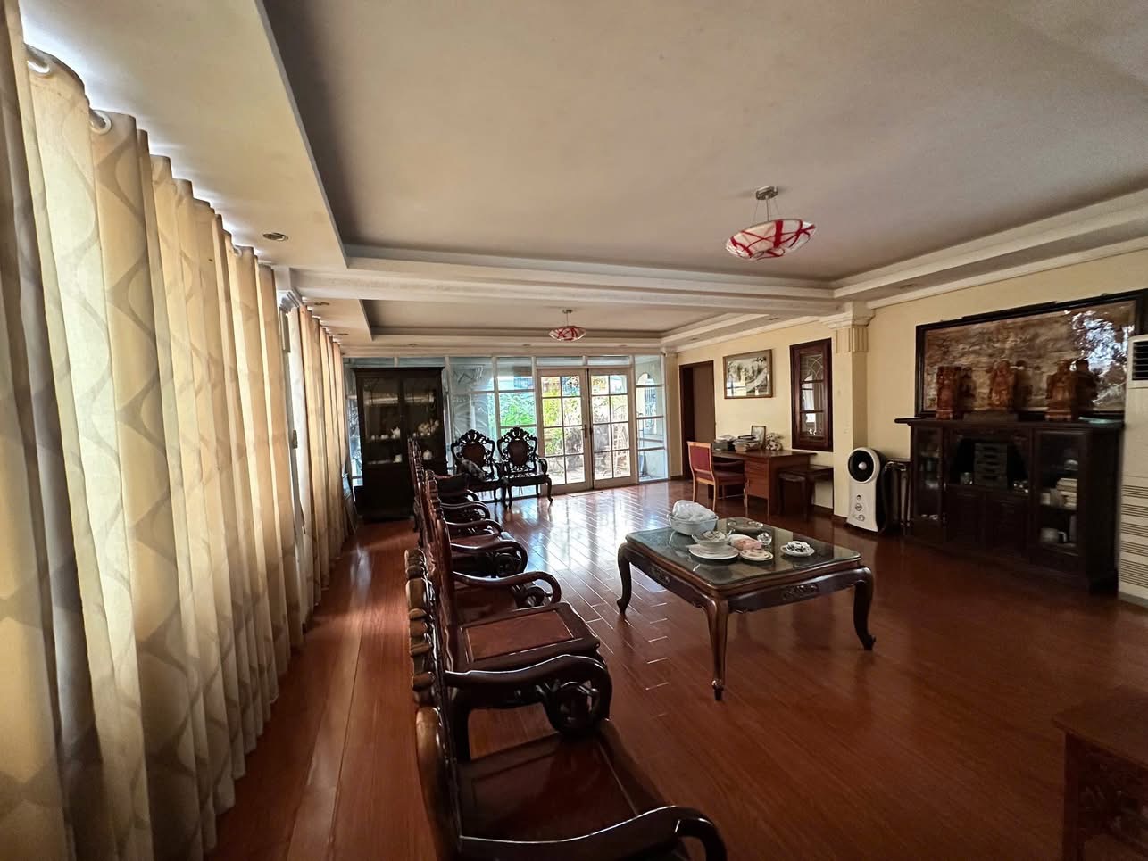 NHÀ PHÂN LÔ PHỐ NGUYỄN THỊ ĐỊNH, DT 56M, MT 5M, Ô TÔ TRÁNH, KINH DOANH ĐỈNH, VỊ TRÍ ĐẸP.