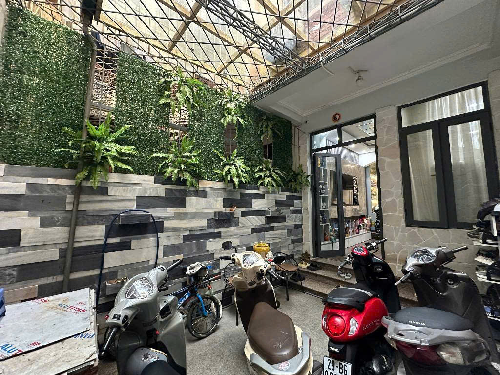 Bán nhà phố Quan Nhân | gần hồ, 2 thoáng, 44m², 6 tầng, giá 10.2 tỷ