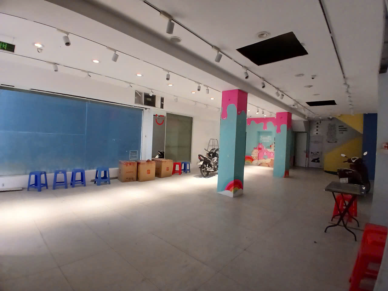 CHO THUÊ NHÀ MẶT TIỀN, ĐƯỜNG NGUYỄN TRÃ, DT; 1.448M2, Phường Chợ Quán , QuẬN 5,TPHCM,