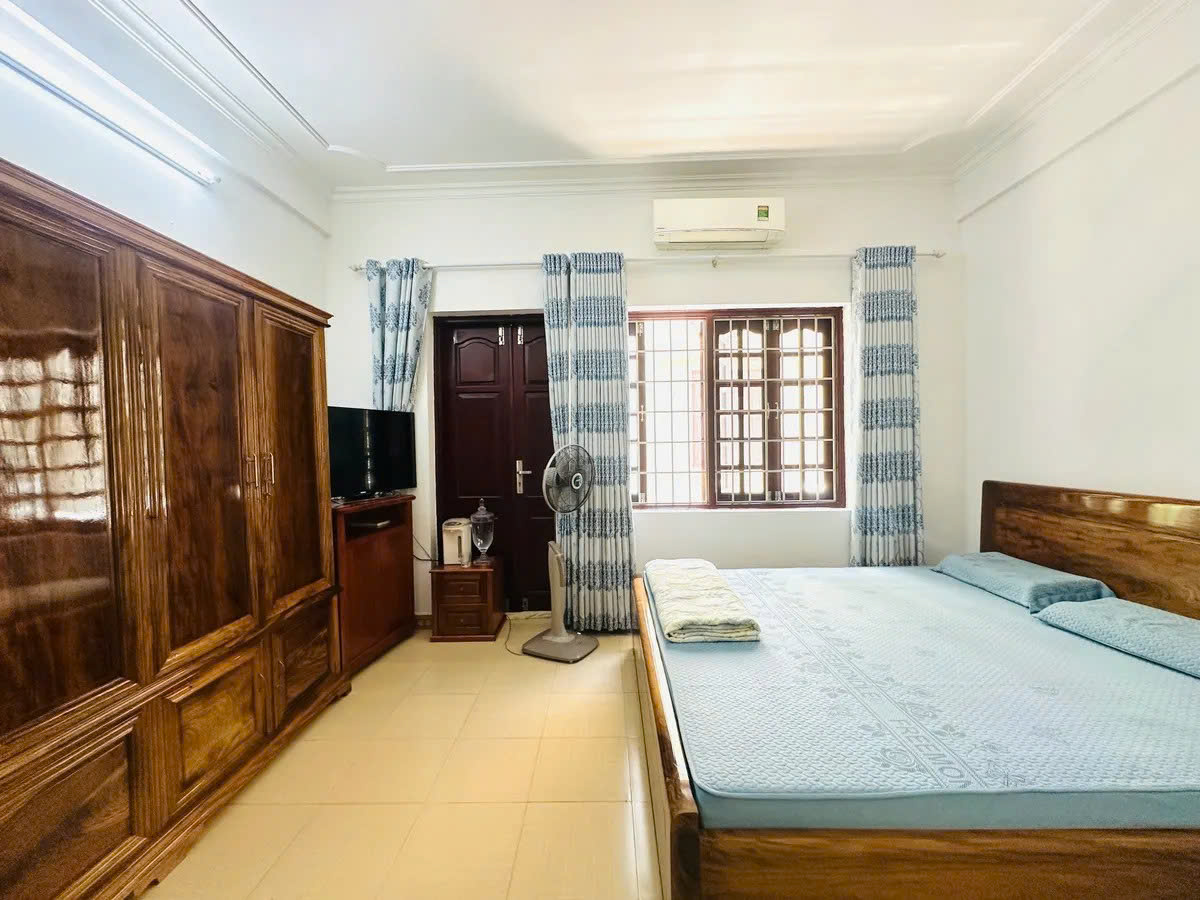 Bán nhà phố Nguyễn Đình Chiểu 35m2, 4 tầng lô góc 2 thoáng ô tô gần Công Viên