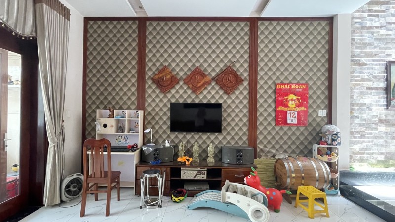 ♥ MT Đinh Công Trứ, đường 10.5m gần Biển Mân Thái, 95m2, 4 tầng, 11.x tỷ