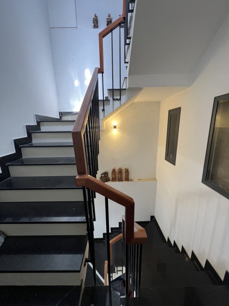 ♥ Kiệt Ô tô sát MT Núi Thành, 51m2, 3 tầng, 3PN, KD, 4.x tỷ