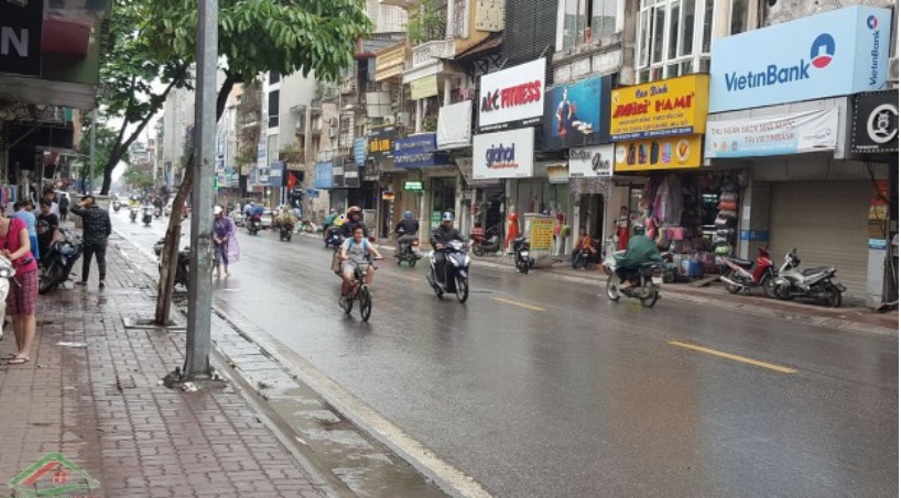 Bán nhà Phố Bạch Mai, Ngõ 3 gác, DT: 80m2, MT: 10,8m, GIÁ: 13 tỷ