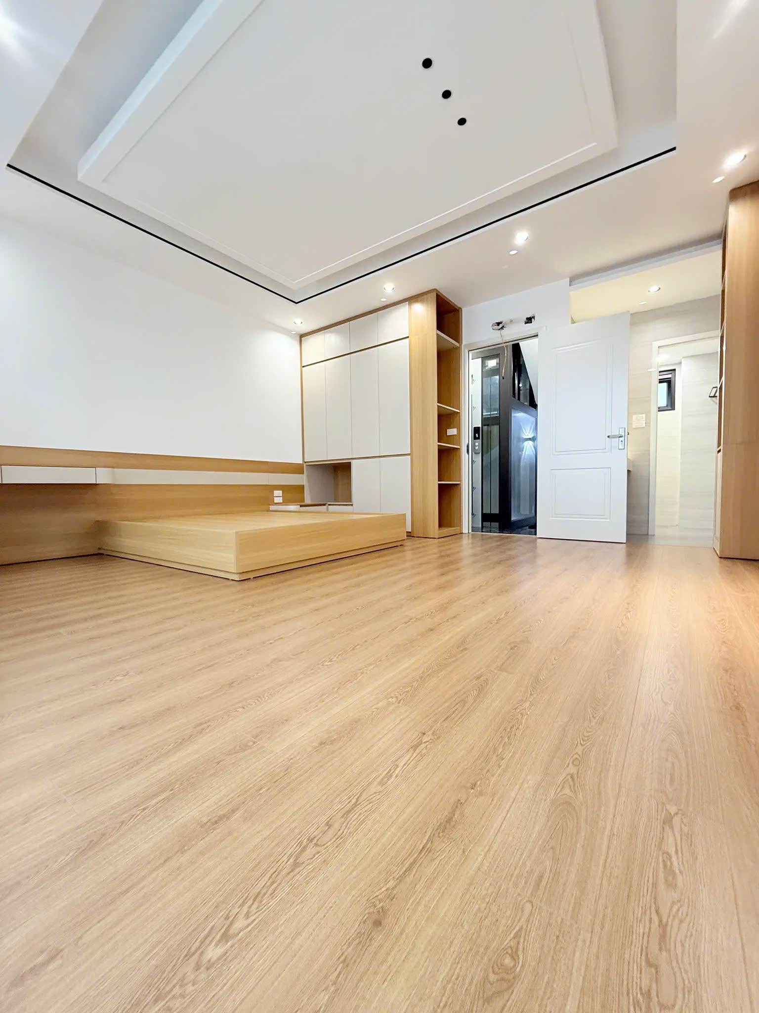 Bán nhà phố Tây Sơn 43m2 xây 6T thang máy cực đẹp mặt tiền 5m giá 13.8 tỷ hiếm Đống Đa