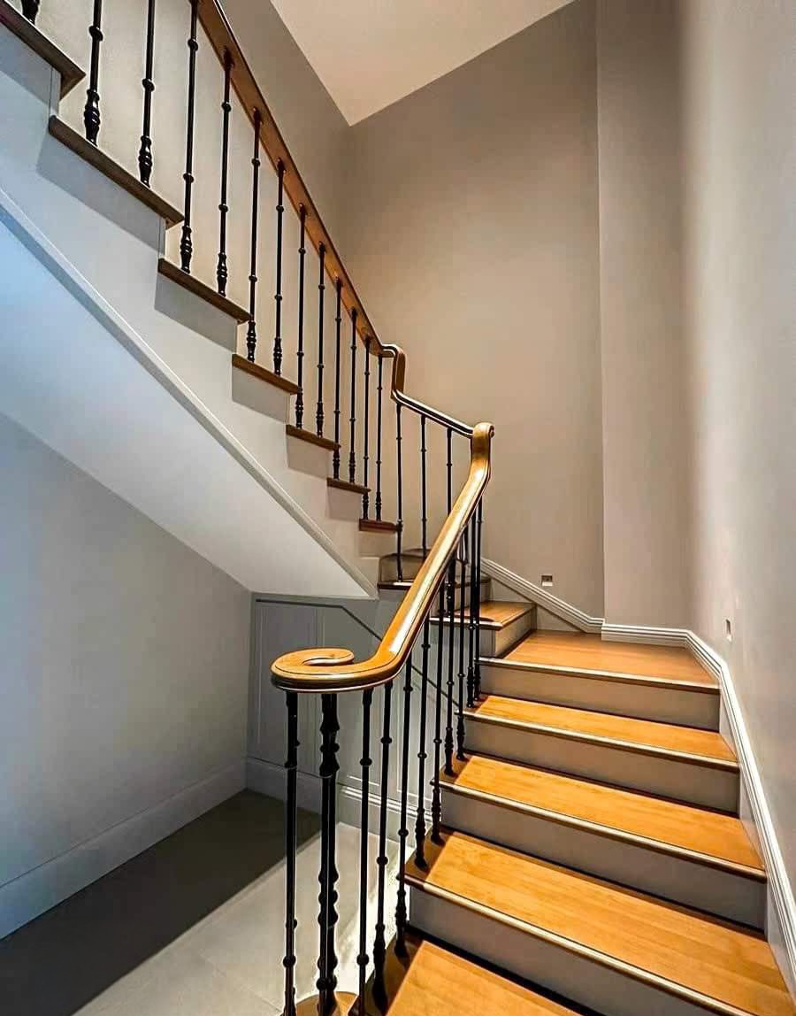 Nhà tôi cho thuê nhà hai cửa đi, mới,vỉa hè, 112m2- 4T, Đào Tấn_45 Tr