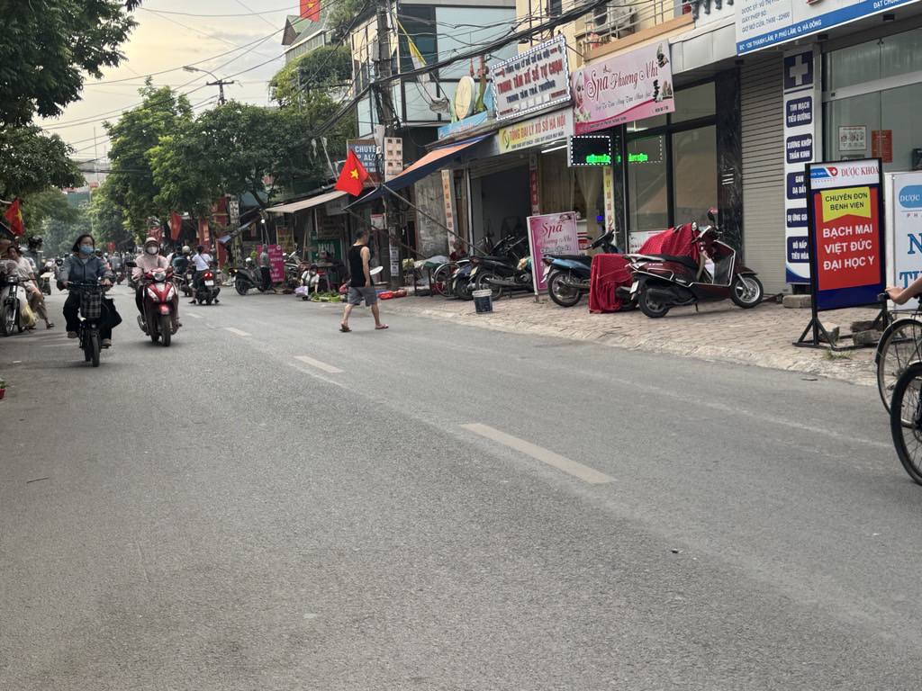 Nhà thanh lãm hà đông -45m2 - 5 Tầng - Ngõ ba gác - 9 tỷ có tl - oto đỗ cửa - siêu thoáng- full nội thất