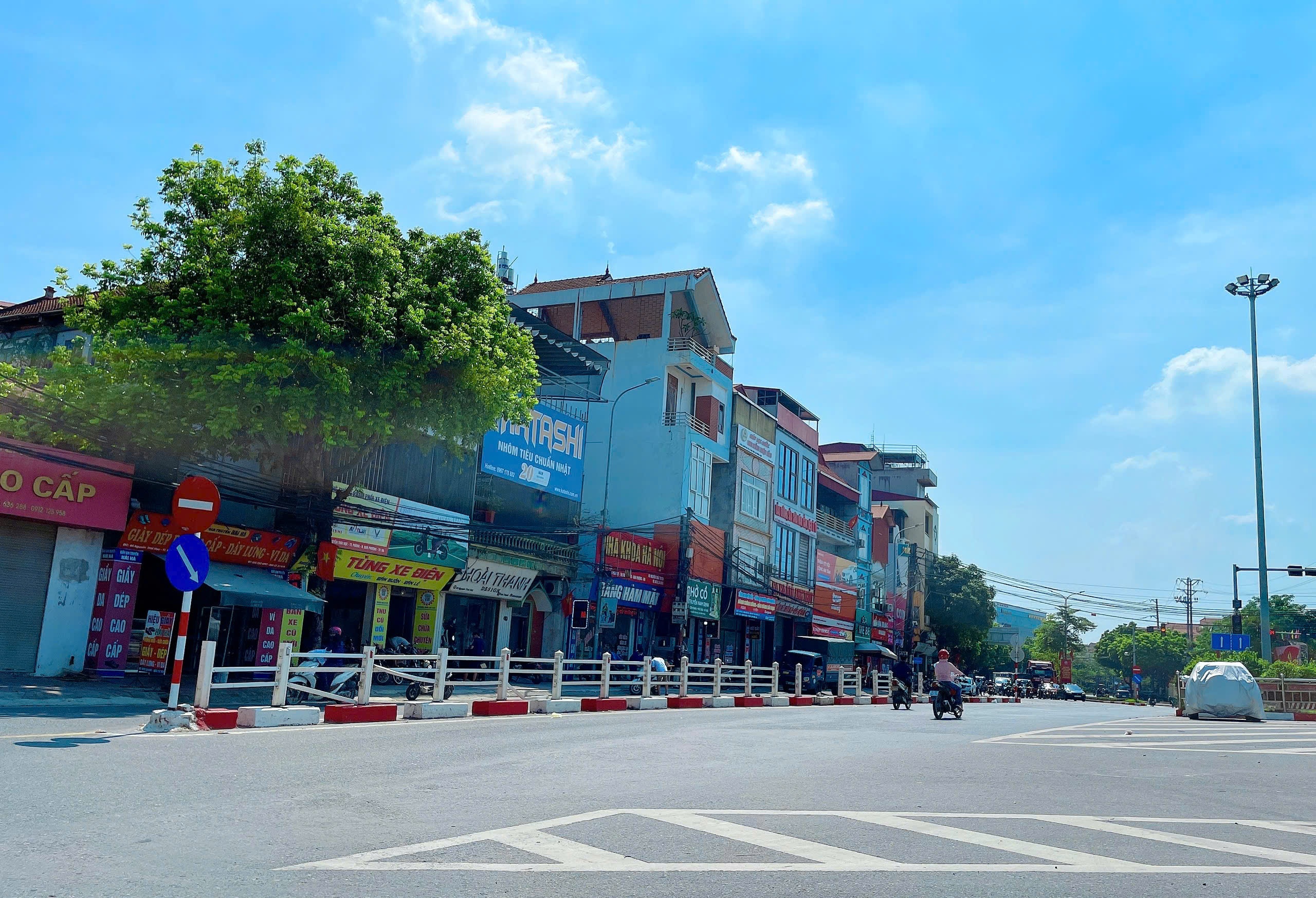 Bán nhà 4 tầng thị trấn Phùng,Đan Phượng,diện tích41m2,góc hai thoáng