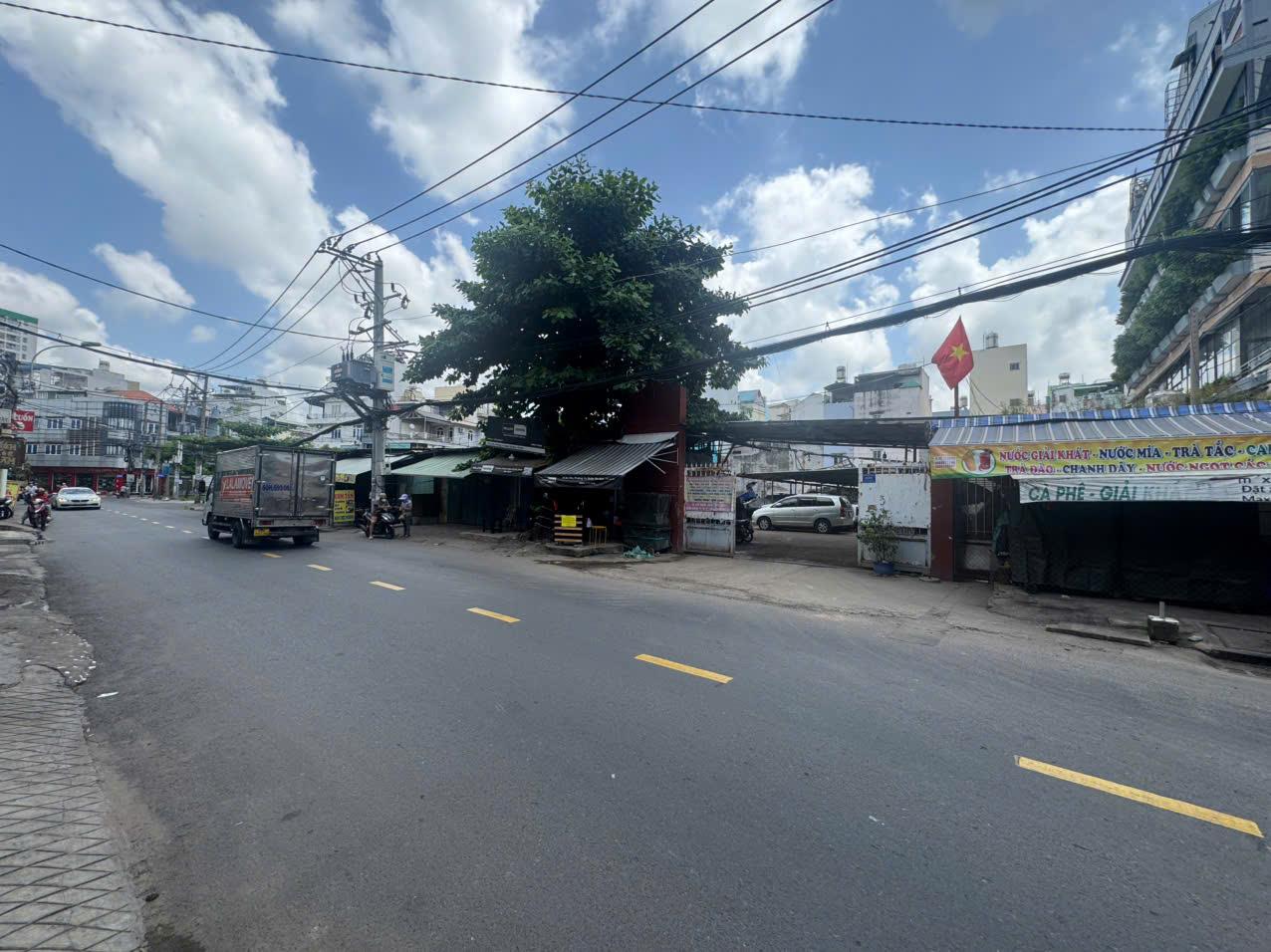 **Bán đất mặt tiền Ba Vân** phường 14 Tân Bình; góc 3MT (2445m²)