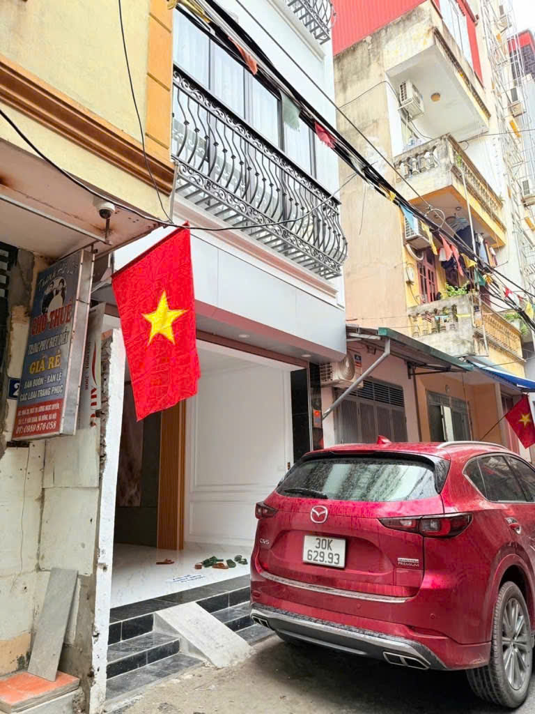 QUAN TÂM- CHỦ NHÀ NGÕ GIÁP BÁT, nhà chính chủ, tâm huyết, ở giữ gìn – 50m² × 6T – Ô TÔ vào nhà