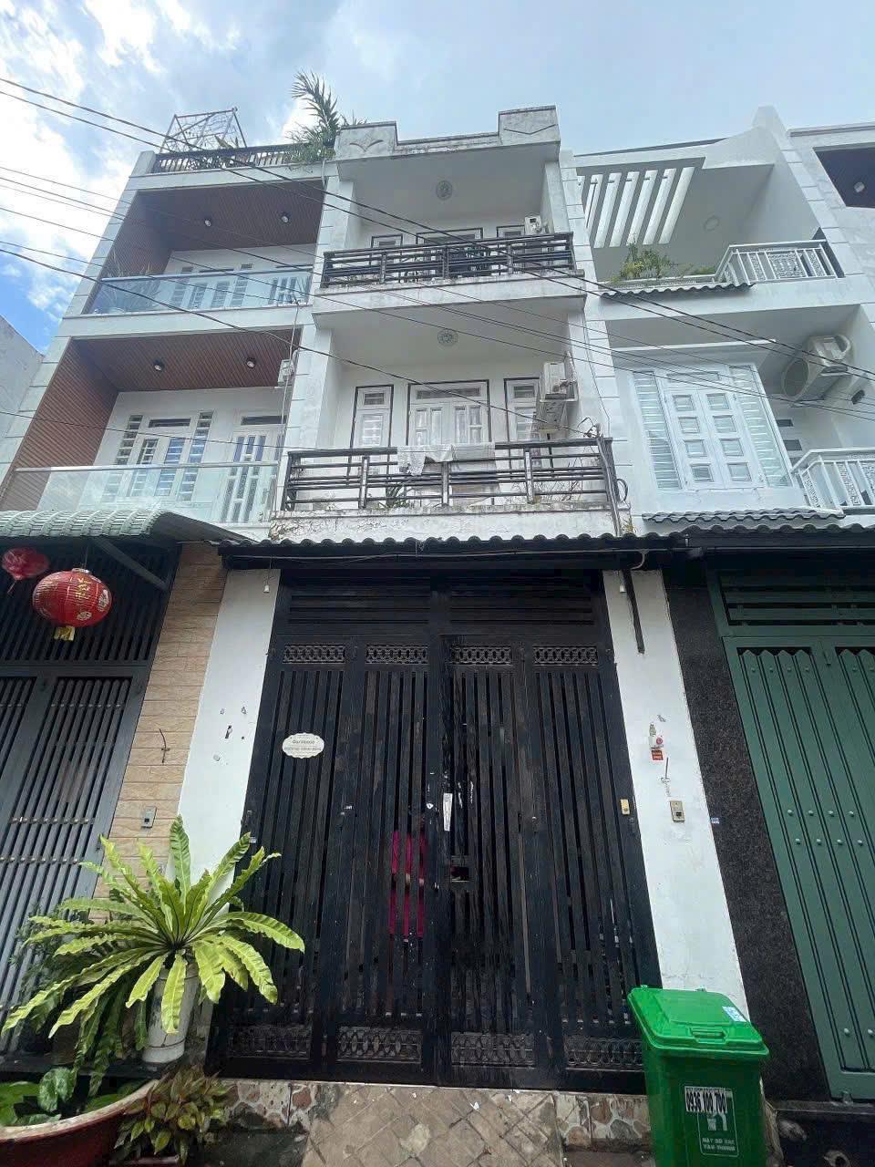 Bán nhà hẻm Năm Châu, phường 12, Tân Bình (4,3*10) 2 lầu; 5,6 tỷ