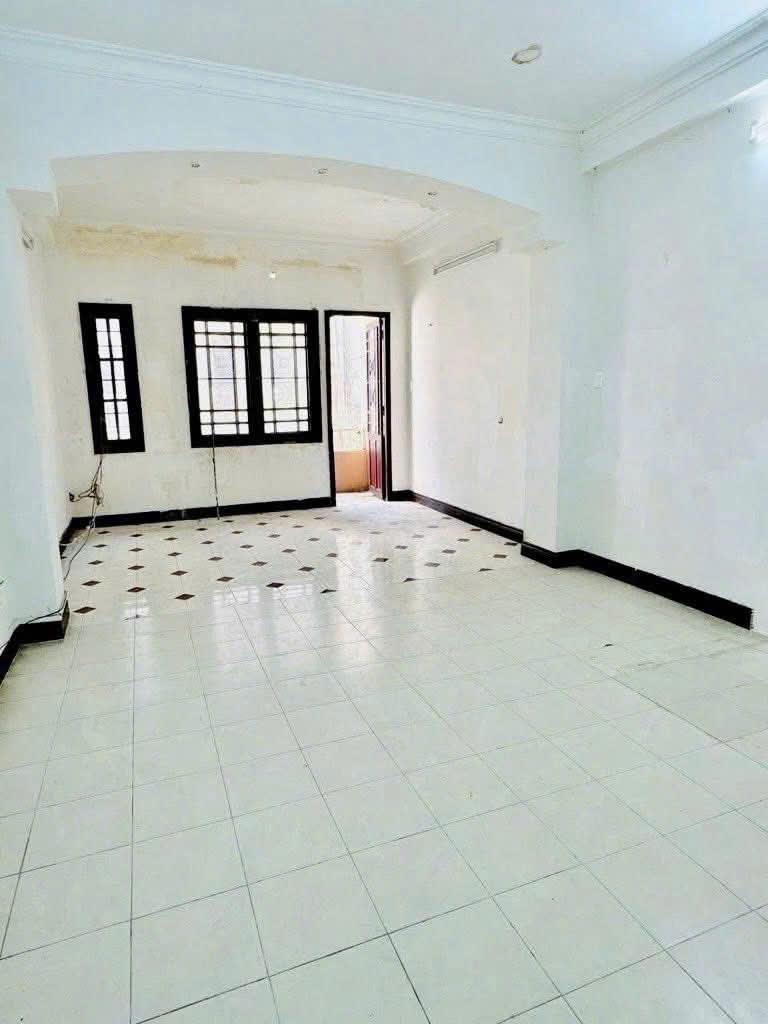 Bán nhà HXH Lạc Long Quân, phường 10 Tân Bình (4x30) 15 phòng