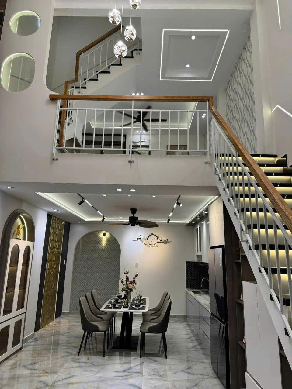 Bán nhà HXH Tân Hải, phường 13, quận Tân Bình (4,5*17) 2 lầu 10 tỷ