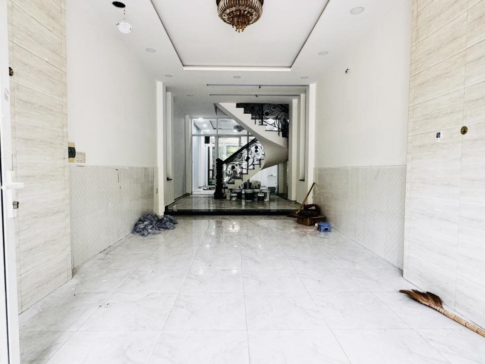Bán nhà mặt tièn kinh doanh Kênh 19/5B, Tây Thạnh, Tân Phú, 93m2, 3 tầng, hơn 10 tỷ