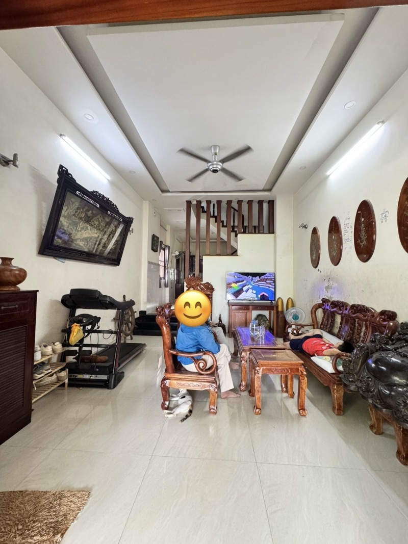 BÁN NHÀ CẠNH KHU VĂN PHÒNG CHÍNH PHỦ - NHÀ MẶT TIỀN 4 TẦNG - DT 118M2 - 5PN - HIỆP BÌNH PHƯỚC - Giá Chỉ 13 tỷ.