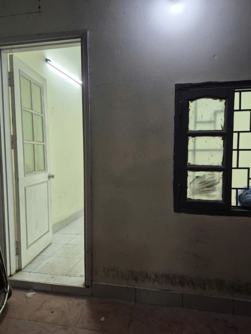 Cho thuê nhà nguyên căn ngõ 179 Vĩnh Hưng, 50m2 x 2 tầng, 3 ngủ, 6.5 triệu