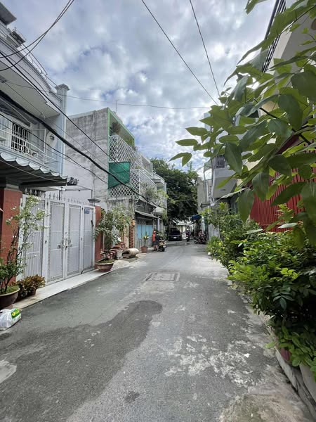 SIÊU PHẨM GÒ VẤP Ô TÔ ĐỖ CỬA – ĐƯỜNG 6M